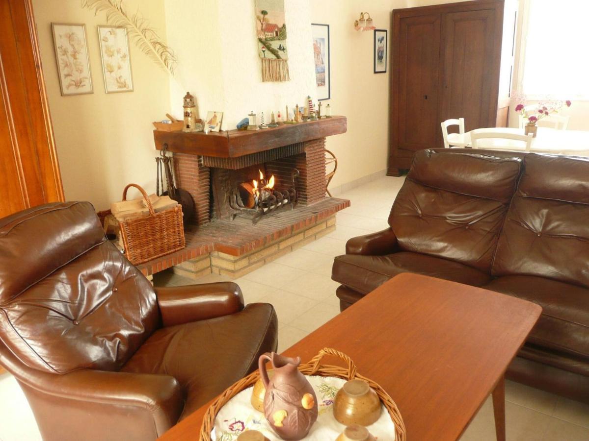 Holiday Home Near The Beach, Ploudalmezeau Экстерьер фото
